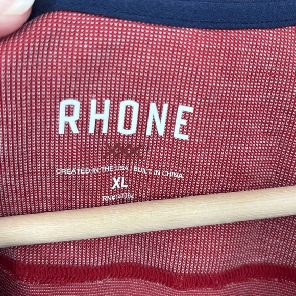 RHÔNE 2pc Navy and Red Polo men’s Shirt Sz XL performance golf lot - Picture 9 of 16